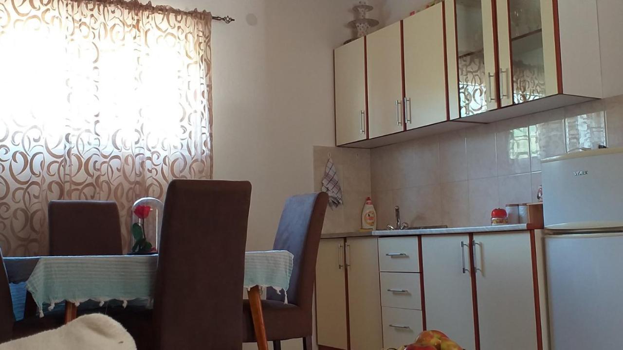 Apartman Vesna Вирпазар Екстериор снимка