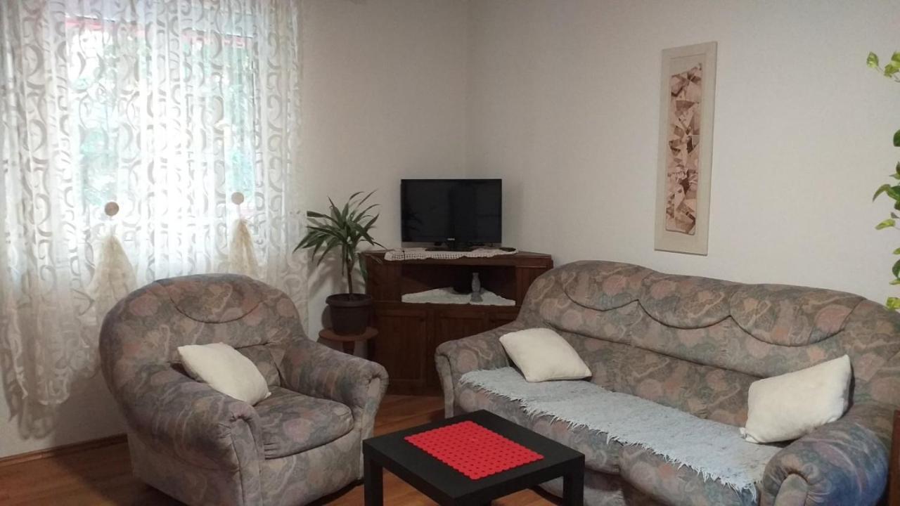 Apartman Vesna Вирпазар Екстериор снимка